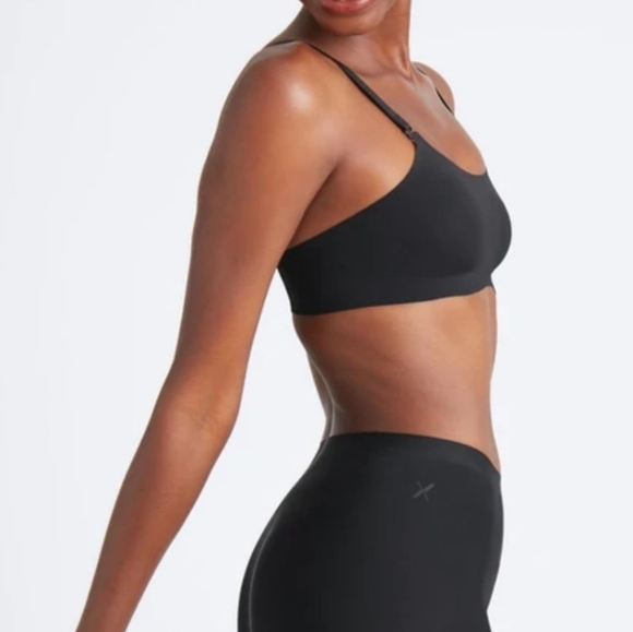 Knix Evolution Bra - Picture 2 of 15